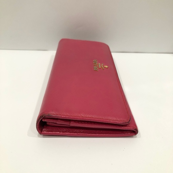 Prada Pink Flap Wallet Sku#84595 (Gently used, edge peeling) - Picture 4 of 16